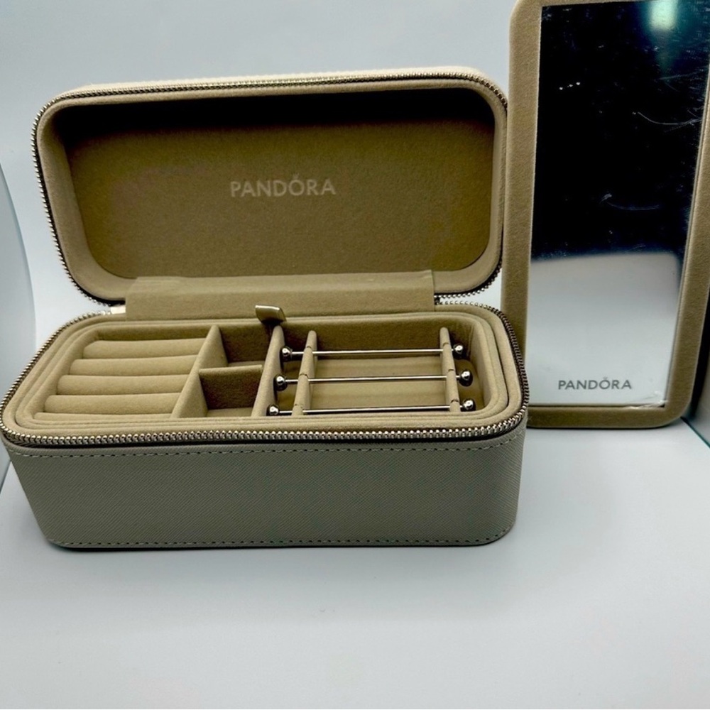 Pandora Grey Small Jewelry Box with Mirror – New with Tags